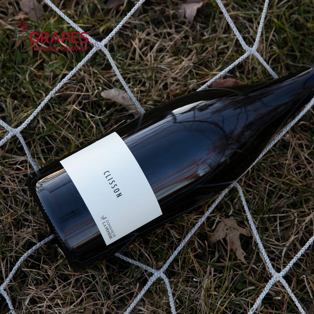 grapestwc's tweet photo. 🏈The Big Game calls for BIG bottles!
These magnums should last at least until half-time.💯
🍷 Raise your glass and get ready for a touchdown of flavors! 🏈🔗https://t.co/aKtC84YlkM🥂
#ChâteauClarendelle #SuperBowlSunday #CheersToTheGame #RaiseYourGlass #BIGgamewine https://t.co/EkreXhPuik