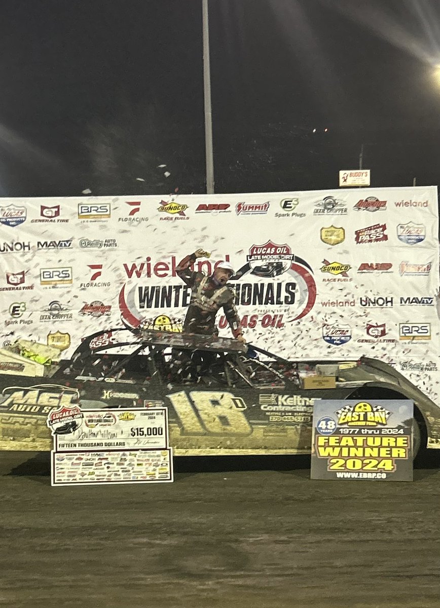 Congratulations Daulton Wilson and crew on last night's win at East Bay!!

#teamwillys #willyssuperbowls #ChoiceOfChampions #runoneorfollowone