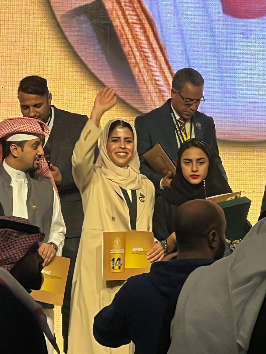 Hessah Alhuwaish | حصه الهويش tweet media