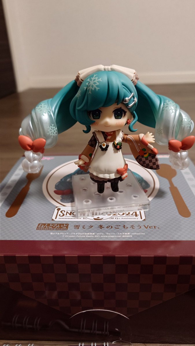 新品未開封 ねんどろいど 雪ミク2024 冬のごちそうVer. 送料込 ねんどろいど 雪ミク 冬のごちそうVer. (ワンダーフェスティバル