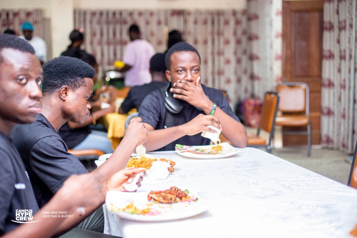 Steve_crown__'s tweet photo. Buffet vibes and brainstorming sessions at yesterday's crew meet-up.
Energizing our team with good food and great conversations at yesterday's meeting.
#CampusHypeCrew #UCCChapterMeeting https://t.co/KwQcRxypYX