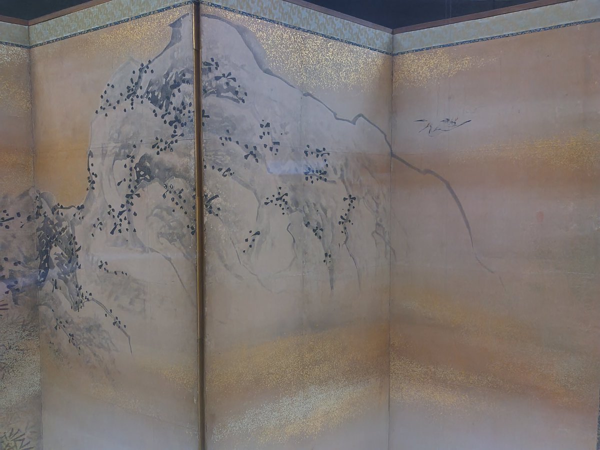 出光美術館で展覧会を開催中の池大雅
こちらは東京国立博物館所蔵の
《林逋帰亭図屏風》
今回の展覧会には出品されていませんがとても明るくて気持ちの良い大雅らしい作品でとても好きな作品です
たまに常設展で展示されますので機会がございましたらぜひ！
