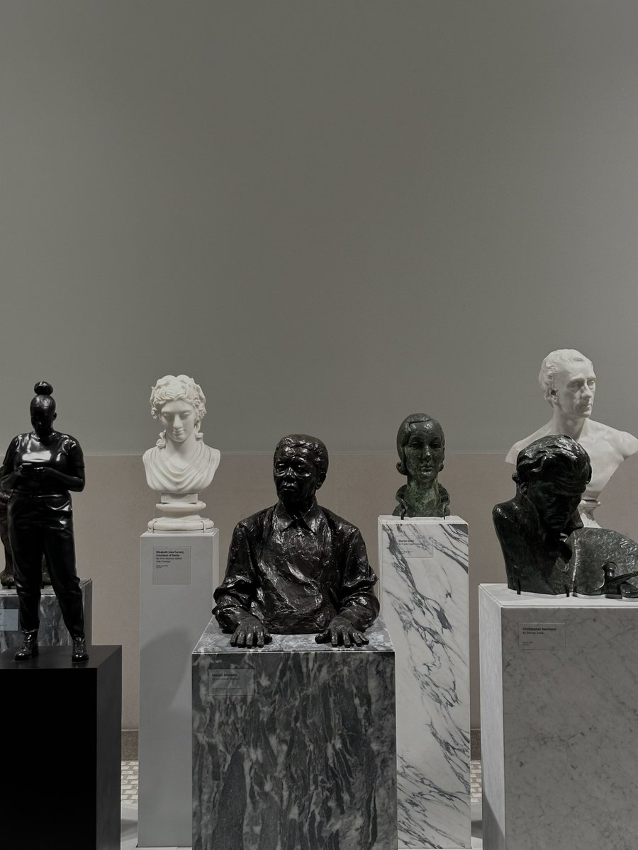 NicolasAlpach's tweet photo. Redécouvrir la National Portrait Gallery de Londres, musée au mille visages. https://t.co/kq5PQDWmva