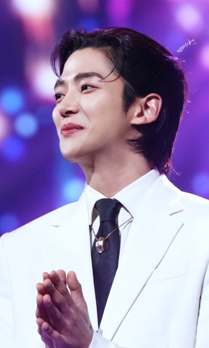 데스띠니_ᴍᴏᴏɴꜱʜɪɴᴇ tweet media