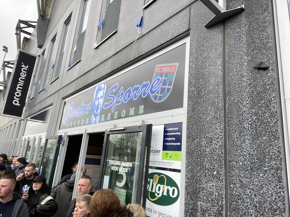 freddyeikelboom's tweet image. #ijsselderby @SC_PEC_ZWOLLE @HomeSCPECZwolle 💙#GastonSporreSupportersHome #gaePEC