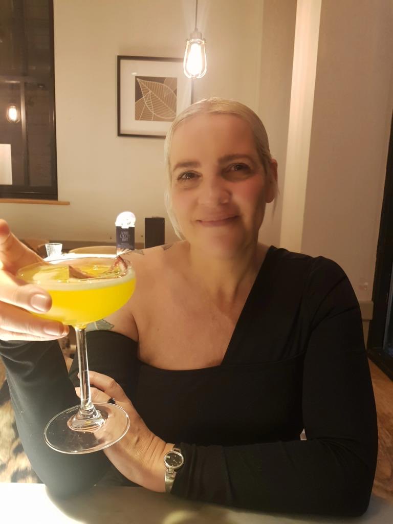 Joo72Julie's tweet image. First night out in over a year!!!🍹🍹🍹 

#saturdaynight #bestmate 🤍🤍🤍