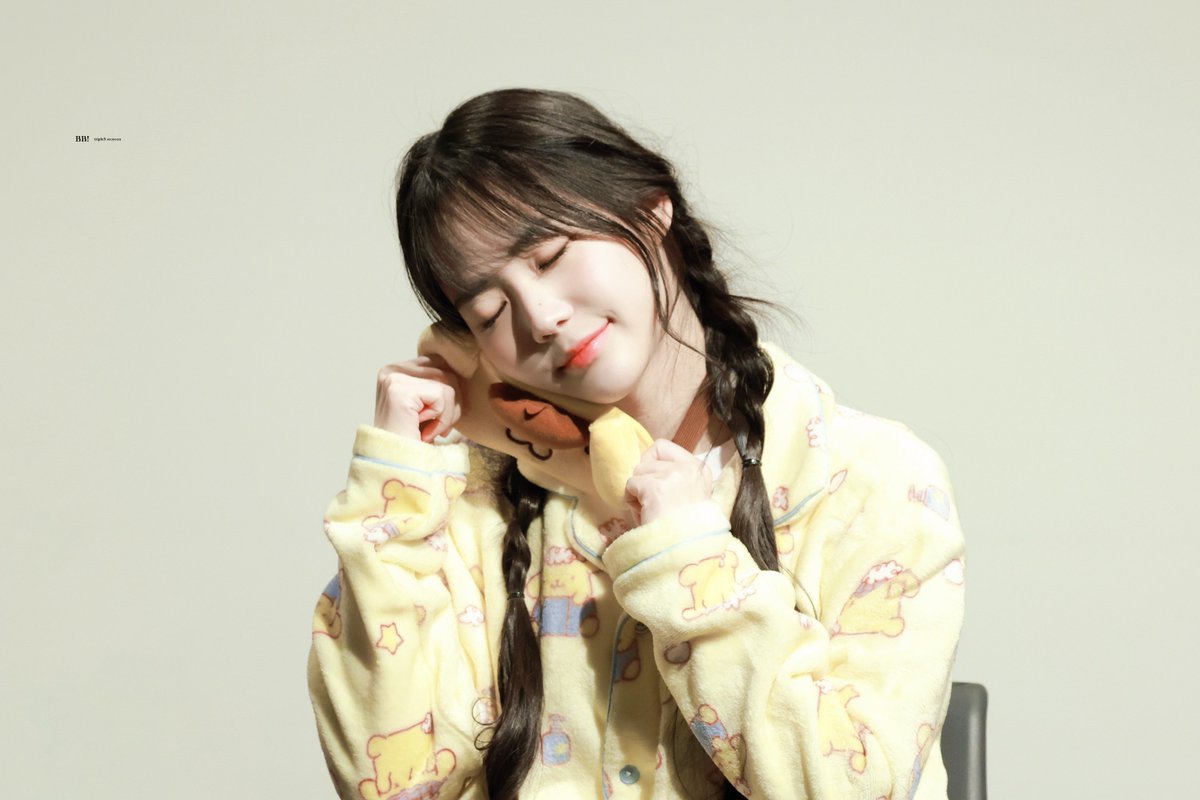 yeoniverse_bb's tweet photo. 231223

#트리플에스 #tripleS #윤서연 https://t.co/wFMpYnFa3D