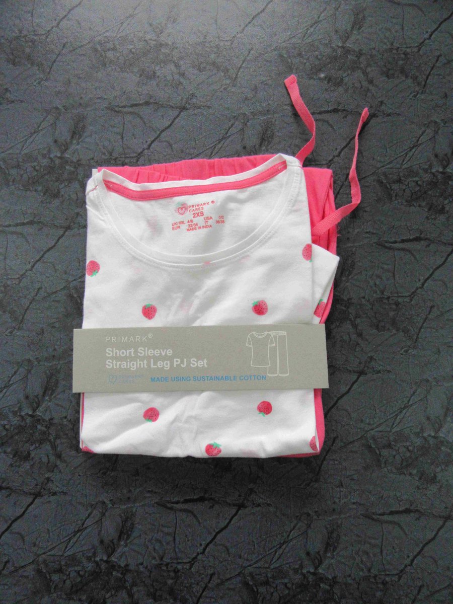 virukhater's tweet photo. MENS LADIES N KIDS STOCKLOT GARMENTS
00 91 93 63 03 63 77 - WHATSAPP / CALL 24*7 https://t.co/XeSzfFsBsy
