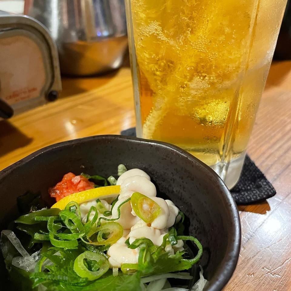 rakuichi71's tweet photo. 軽く一杯いかがですか？
3時まで営業しているのは、松山市三番町通り沿いの #大衆居酒屋楽市です。

TEL 089-941-1089
へお気軽にお電話下さい。

https://t.co/0m7BE2Q4qY

#愛媛大学
#松山大学
#楽市
#鉄板焼き
#愛媛ご当地料理
#瀬戸内料理
#愛媛の地酒 https://t.co/smknGb1XGx