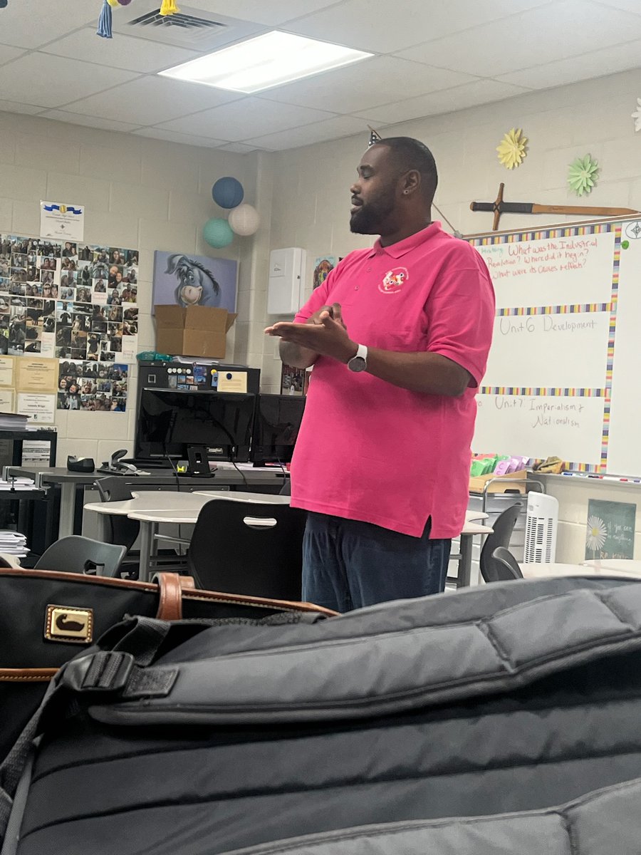emb0889's tweet photo. It was an honor to host sessions at A Love For Learning and Self. Words can't describe how exciting it was to be able to share my passion for teaching with my fellow educators. #ncssbethebest @MsRBattle @jrtzfanclub @TerayeLaw @DrPennyMosley https://t.co/WLQSeST5xz