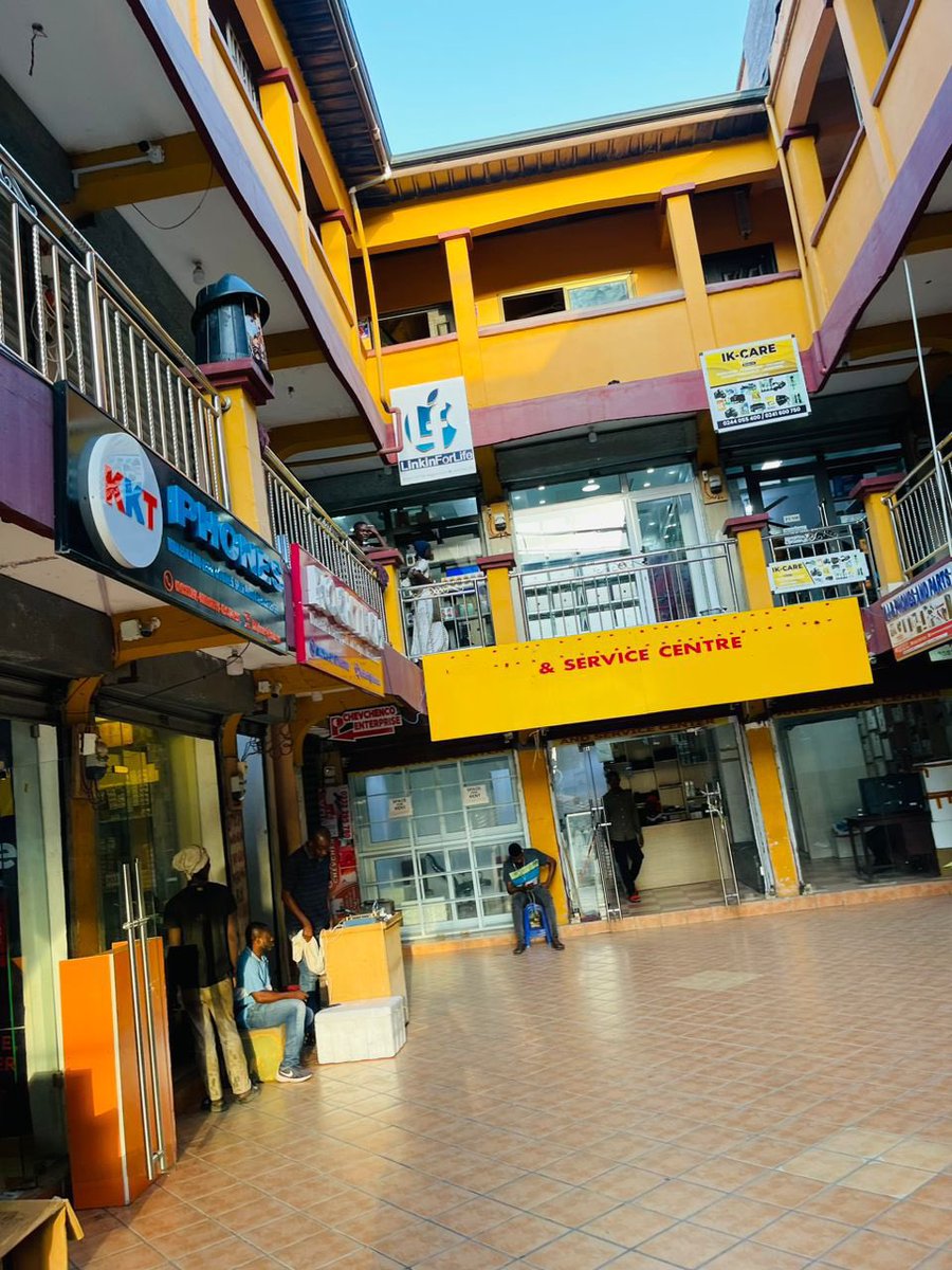 ForLinkin's tweet image. Let’s begin our regular #LinkinForLife giveaway.

Selecting randomly 👍

-Tell us where our shop is and where our new shop is located using #LinkinForLife 

Quote or comment with #LinkinForLife