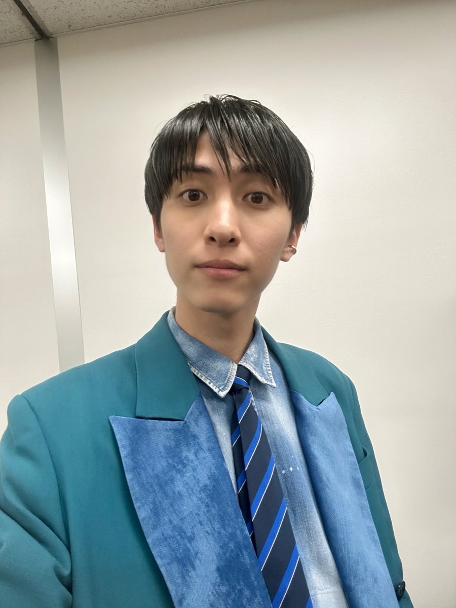tsuyoshi__0227's tweet photo. リリイベ初日、ありがとうございました
引くほど快晴でしたね。最高の幕開け
「New Rise」��披露どうでしたか
カッケー曲よなー！ﾜｶﾙ
撮影した動画の拡散よろしゃす🤗
では、明日また大宮で
#SD_NewRise https://t.co/JCxPQqG2NE