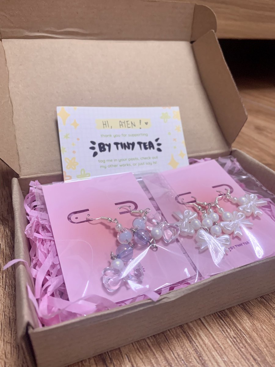 thank youu huhu they're so pretty TT🫶🎀

earrings by <a href="/bytinytea/">tea 🪷</a> 🩷