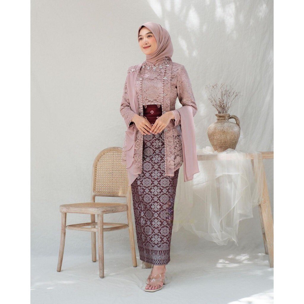 Rekomendasi kebaya wisuda✨

shope.ee/4prIU7E9uO