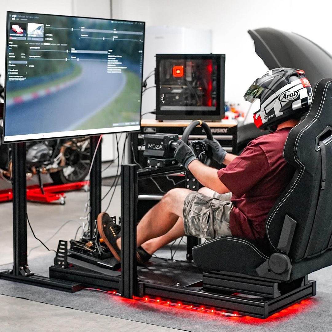 moza_racing's tweet photo. Delve into ALLDAYANTHONY's video as he takes you on an immersive journey of building the ultimate dream sim setup! https://t.co/dOv21KSK0M

#moza #mozaracing #simbuild #upgrade #racingrig #racing #simsetup https://t.co/C3a0QlvcMd