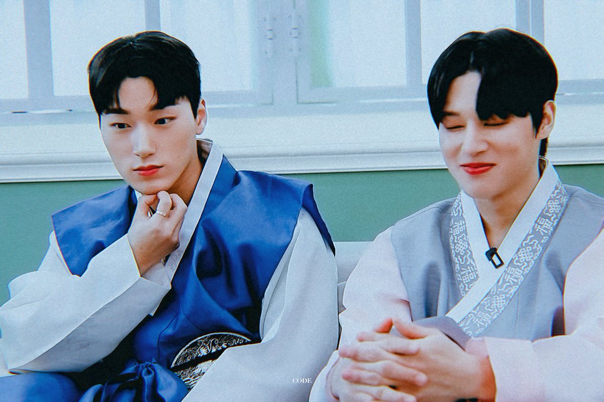 Code99710's tweet photo. Will you be my 벗?

#산 #SAN #우영 #WOOYOUNG #에이티즈 #ATEEZ https://t.co/padXA0o6QP