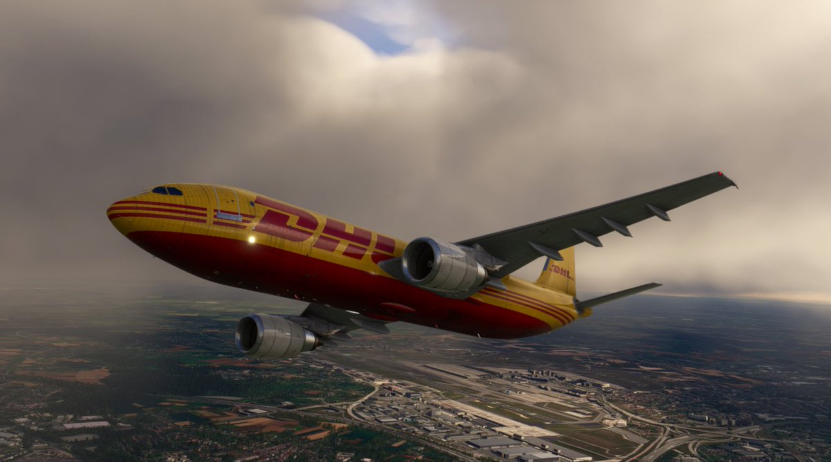 PilotFly04's tweet image. She’s a beauty the A306 from @iniBuilds !! 🔴🟡

Taxi and rocketing out of Brussels for Copenhagen as BCS7NC on @vatsim ✈️