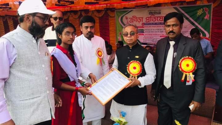 রণরামপুর উচ্চ বিদ্যালয়ে ক্রীড়া প্রতিযোগিতা অনুষ্ঠিত