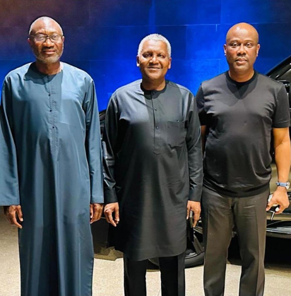 I am shocked and saddened to hear of the loss of a banking genius Herbert Wigwe, his dear wife Chizoba and first son Chizi. Exactly two weeks ago Herbie and his wife hosted myself and Aliko to dinner at his newly built home in Lagos. I will cherish and fondly remember my