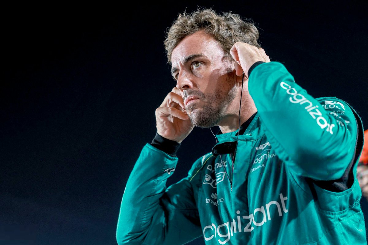 💥 ÚLTIMA HORA: Según @marcamotor, es MUY PROBABLE que Fernando Alonso firme con Mercedes si le ofrecen un contrato. 👉 El asturiano quiere ver cómo es el nuevo Aston Martin antes de decidir si renueva con el equipo. 👉 Red Bull también se mantiene como otra opción, aunque más…