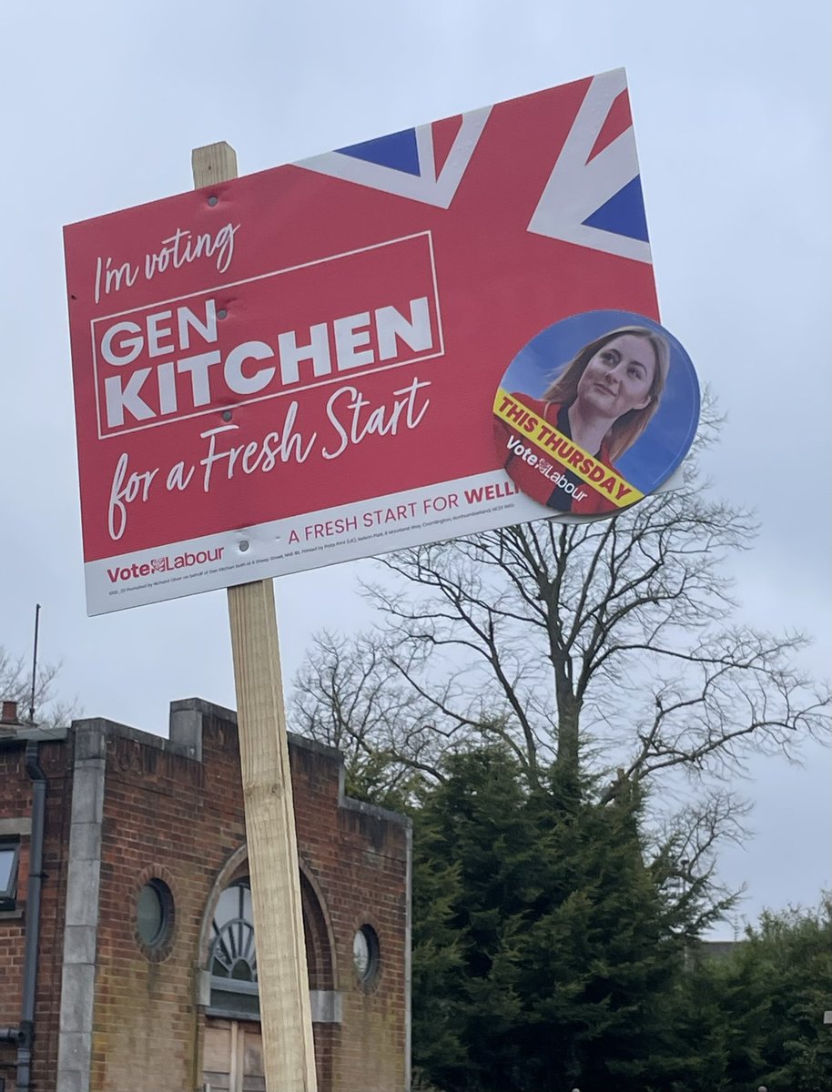 LucyRigby's tweet image. Things we like to see… 👍🌹 #Wellingborough