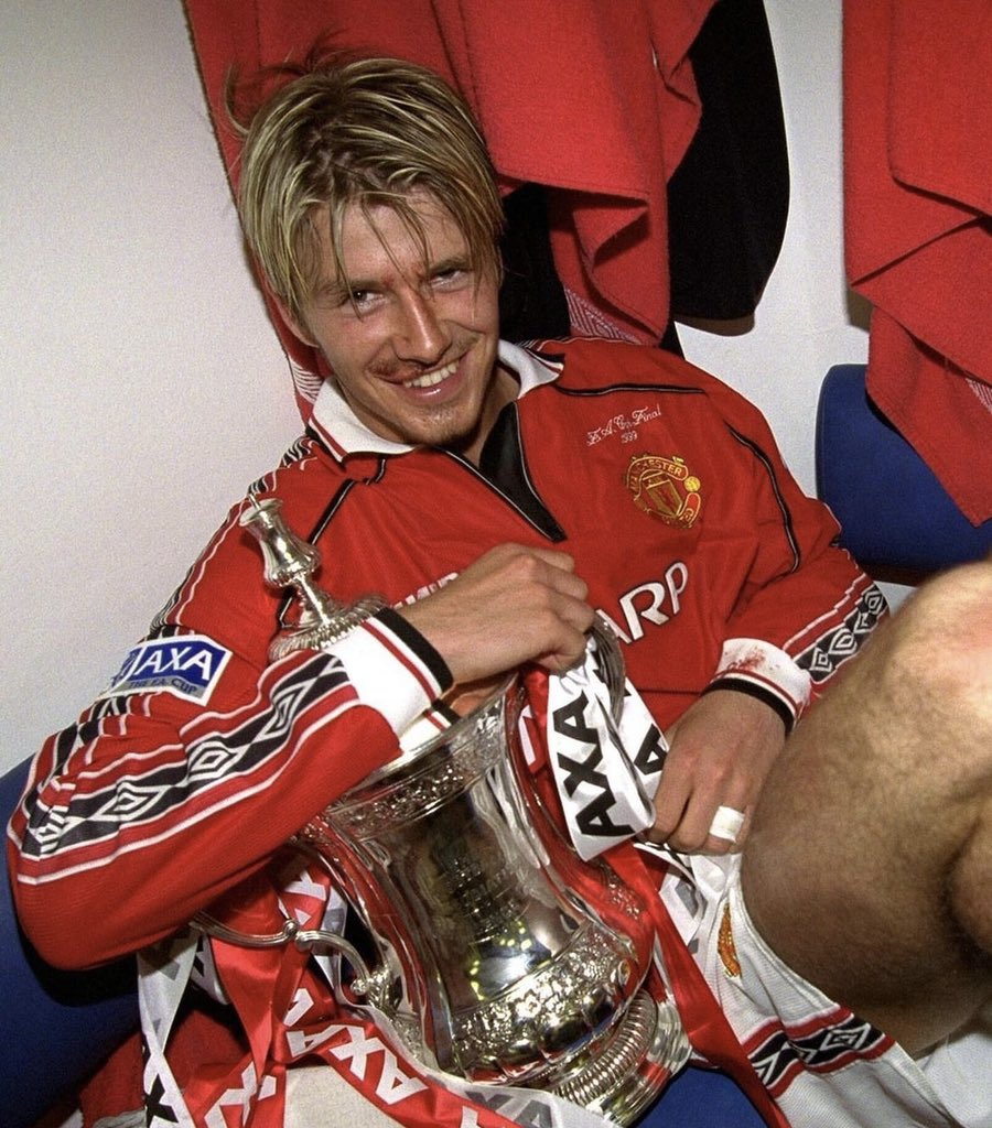 David Beckham 🏴󠁧󠁢󠁥󠁮󠁧󠁿