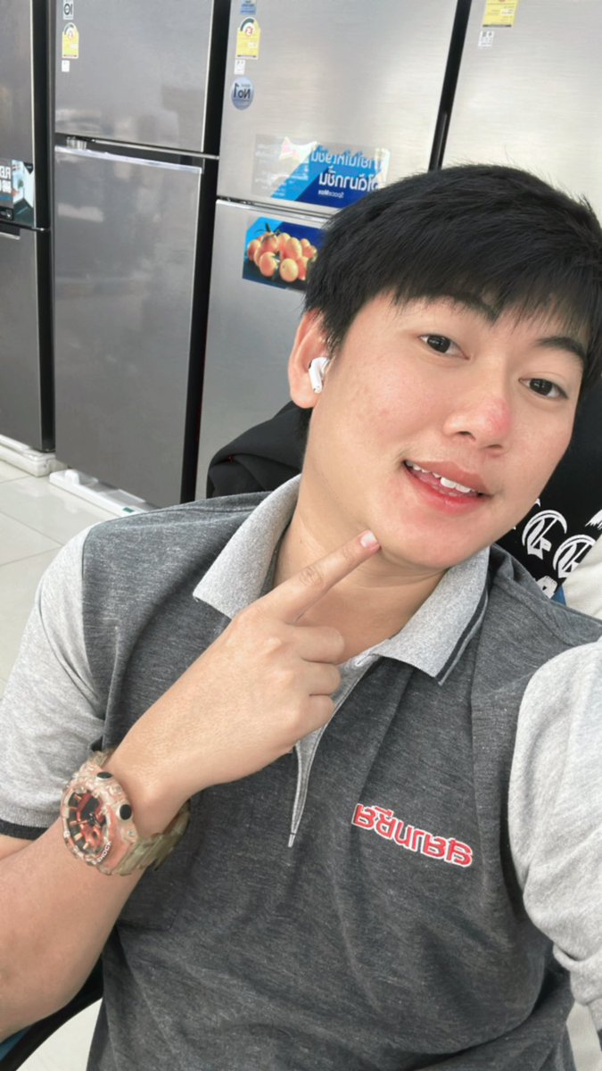 ZackkyW's tweet photo. จะมองอะไรนักหนา ถ้ามีปัญหาก็เข้ามาแก้ 🤫🤫
#แพร่ https://t.co/uQboshHmKI