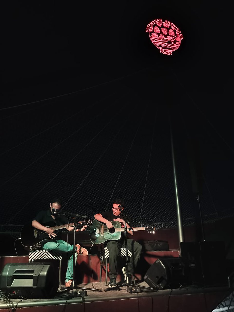 metalmanoj's tweet photo. Thanks to @ranyamanivannan for these great pics from last night's @DualityTheBand 's 99th Gig in #Pondicherry at the Vaanam Rooftop by Catamaran Brewing Co. @captain_catpain https://t.co/ub8YGvdwvn