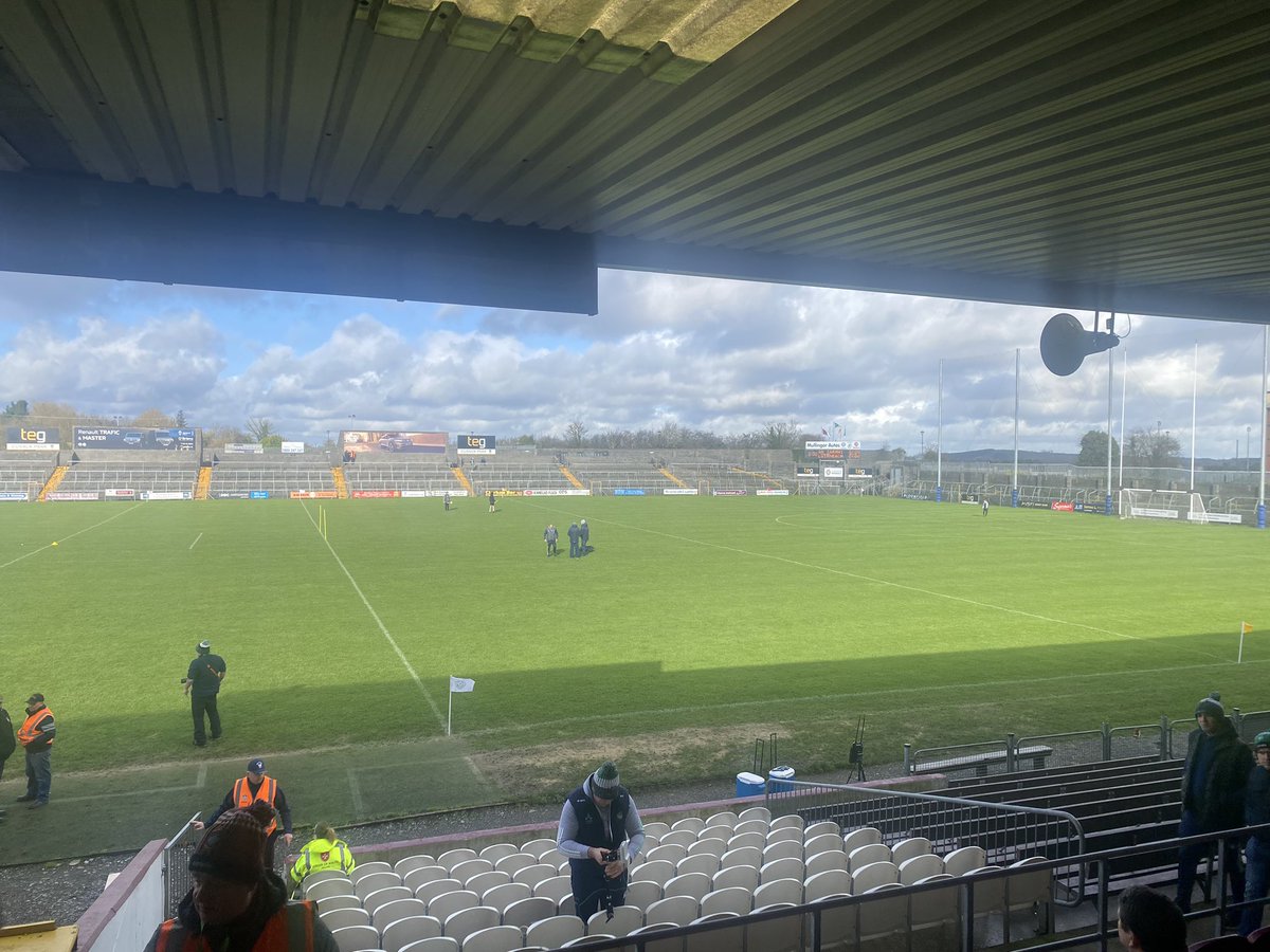 In Cusack Park, Mullingar for Limerick’s Allianz Hurling League clash with Westmeath. Updates from 2pm #LLSport