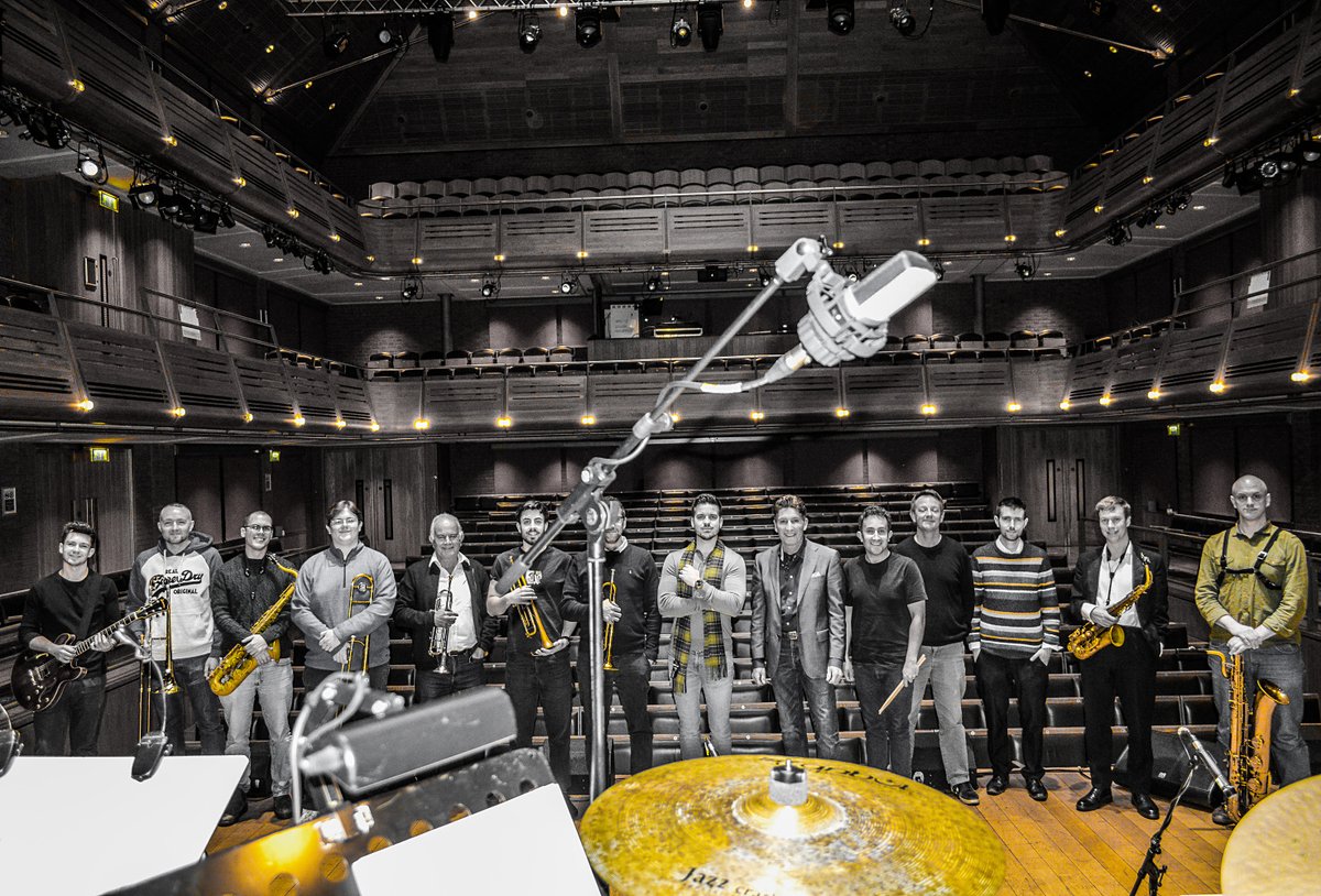 The calm before the STORM...ING night at #TheApex on Friday.  These guys were cooking on gas, and you loved it 🫶👏 -  photos &amp; footage are coming soon!