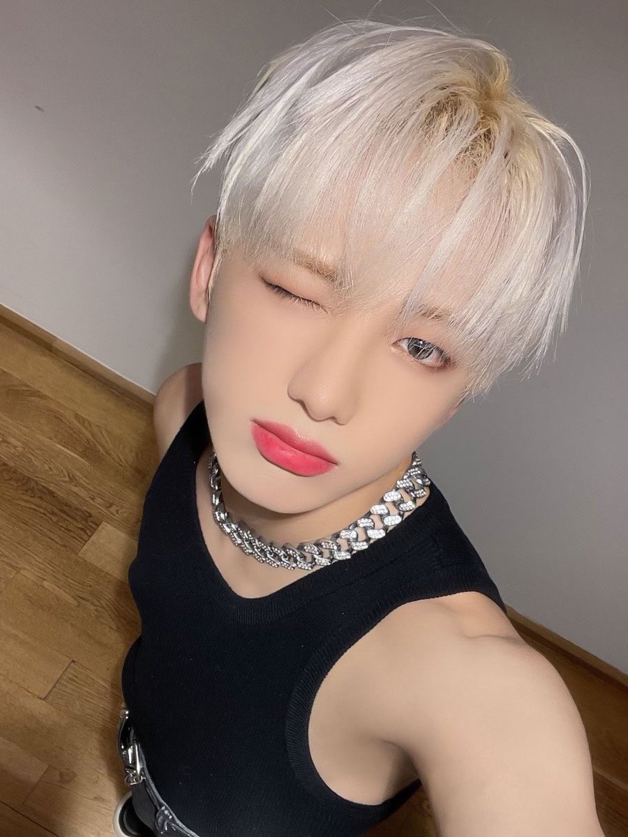 xikers_official's tweet photo. [#민재] I LOVE YOU PARIS🤍🖤
#xikers #싸이커스 https://t.co/11mxraETiV