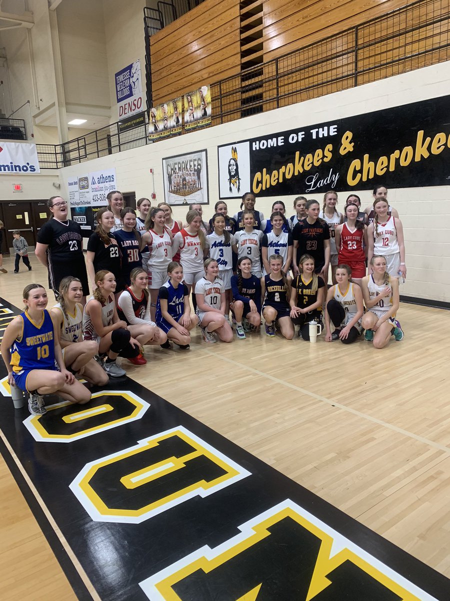 keesbasketball's tweet photo. Great Night of basketball in Athens last night!!  Thanks to everyone that came out and supported these young players.  The future is bright for every high school around the area for sure.  

3 Point Contest Winners

Molly Trentham - ACMS
Gavin Malone - Meigs Middle https://t.co/vAVIX73h9z
