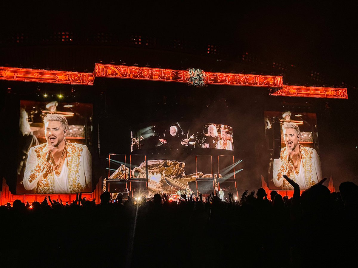 MitchyP's tweet photo. 2024.02.10札幌ドームにて。
QUEEN + ADAM LAMBERT -THE RHAPSODY TOUR-に参加。
Queenは、素晴らしい演技でした♪
今回のコンサートは、スマホでの写真や動画撮影は公式より許可が出ていました♪
#Queen
#SapporoDome
#Sapporo
#adamsandler
#北海道
#札幌ドーム https://t.co/yUr8gmoipa