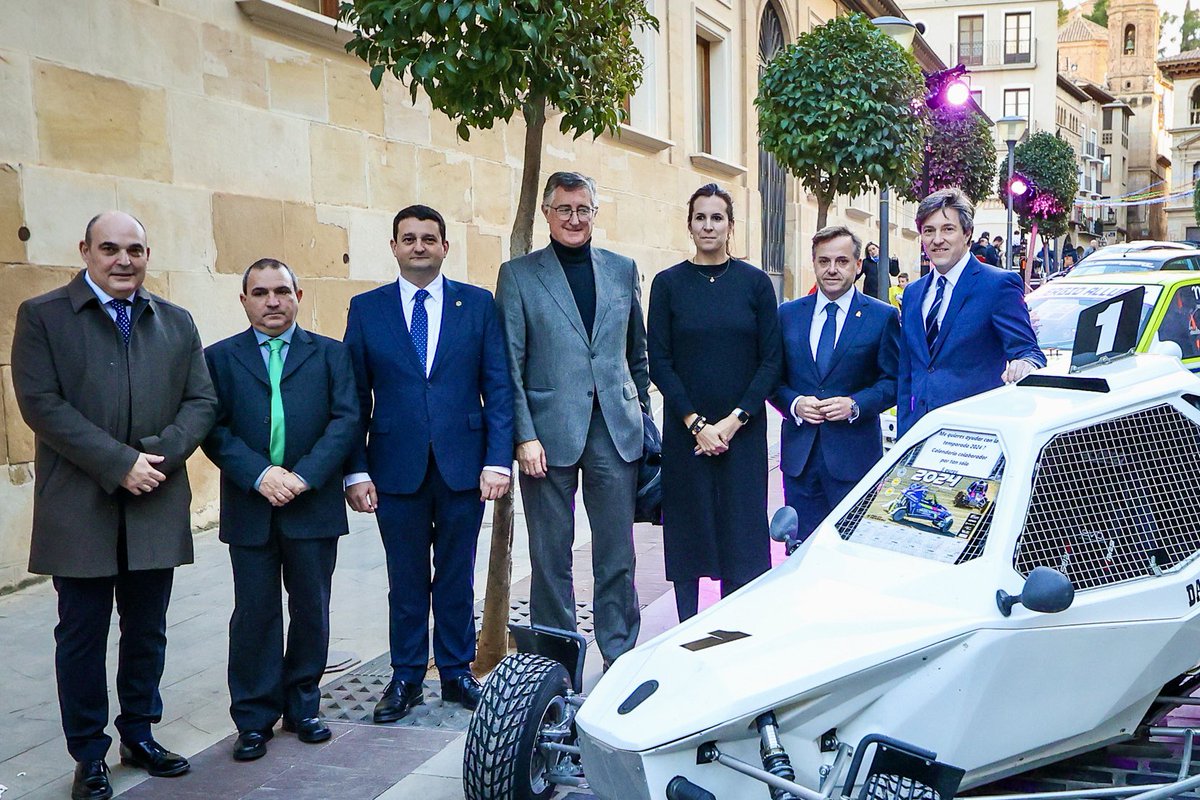 Manuel Aviñó tweet media