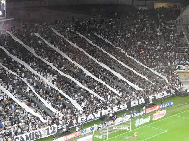 MACEDO88FUTSHOW's tweet image. ‼️VIROU JOGO RISCO‼️

Recebemos a informação que em caso de derrota do @Corinthians para a Portuguesa, as torcidas organizadas do Corinthians prometem um protesto nunca visto antes no estádio, e uma invasão de campo não está descartada. 

#BlogdoMacedo