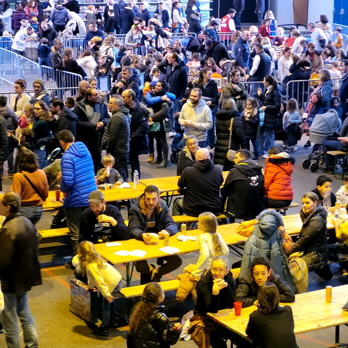 GEX EN BRIQUES

🟥🟨 Ambiance LEGO® à l'espace Perdtemps ce week-end ! Plus de 30 exposants présentaient leurs créations originales, émerveillant petits et grands. Un vrai succès avec plus de 7000 visiteurs !
🟩