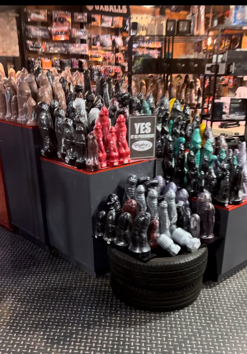 Quick visit to my fav shop <a href="/ClonezoneUK/">Clonezone</a>