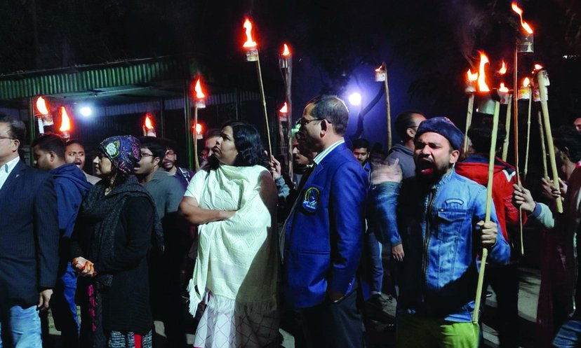 জাবিতে ধর্ষণকাণ্ড: দোষীদের শাস্তি দাবিতে আন্দোলন অব্যাহত