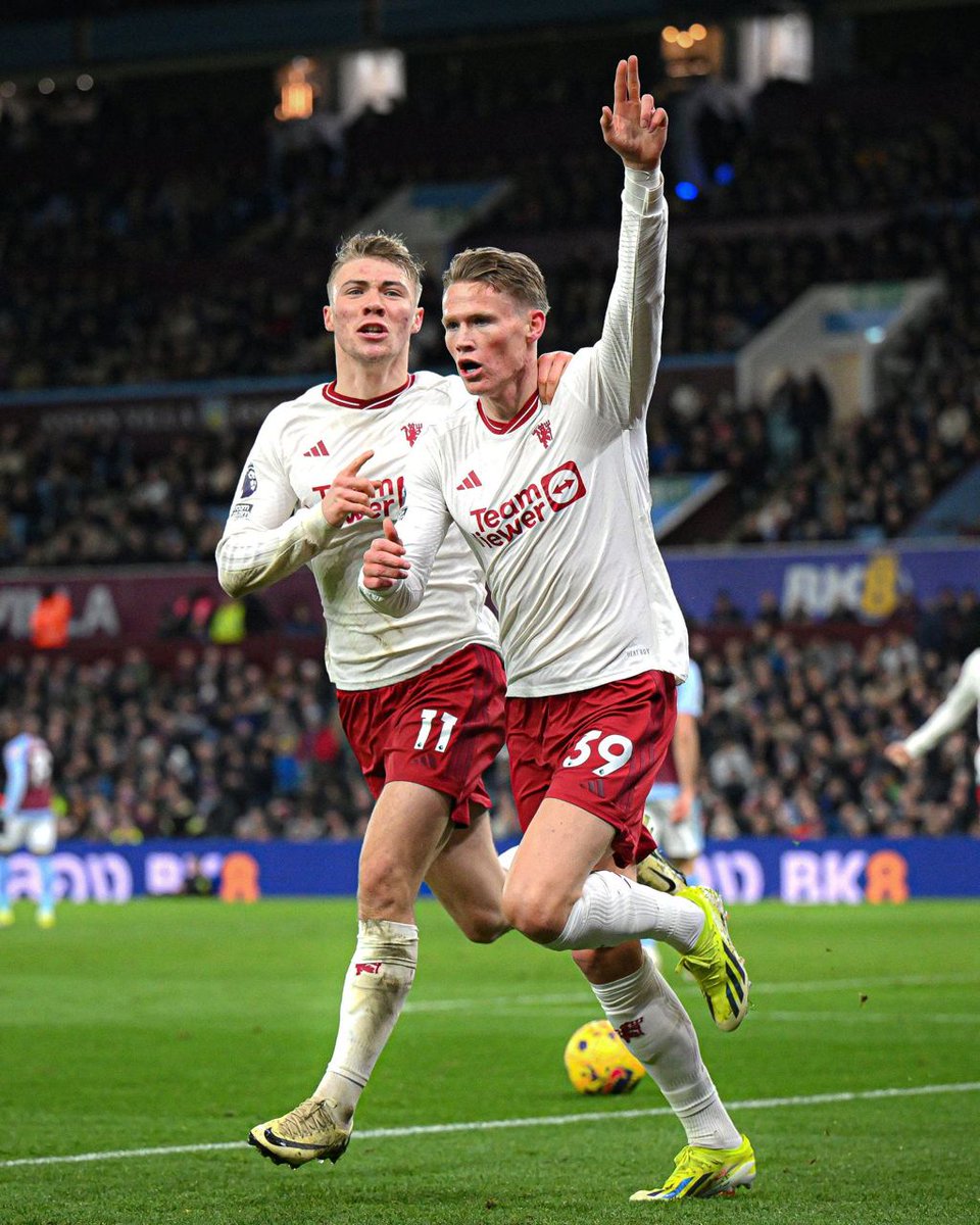 Red Ti 🇰🇬 tweet media