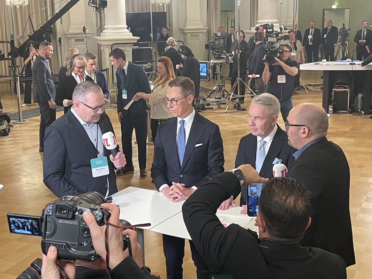 Either way, Finland will get a President with excellent knowledge of international affairs and foreign policy🇫🇮. ⁦Thanks for a fair and respectful campaign, <a href="/alexstubb/">Alexander Stubb</a>⁩ ⁦<a href="/Haavisto/">Pekka Haavisto</a>⁩! #democracy #elections