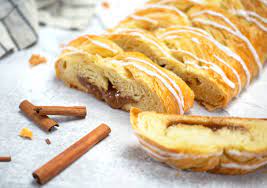 Woodridge_Music's tweet image. Don't miss out on Butter Braids! Sale ends February 23. Delivery is March 15. If you do not know a music student selling butter braids but would like to buy some - let us know!!!