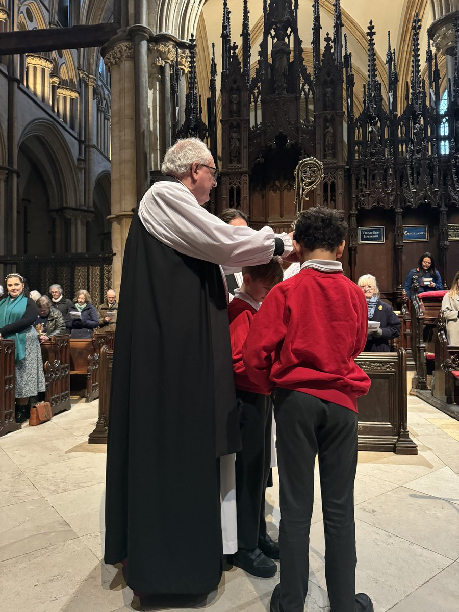 This afternoon two pupils from <a href="/nettlehamjunior/">Nettleham Junior</a> took part in Racial Justice Sunday Evensong <a href="/LincsCathedral/">Lincoln Cathedral</a> ! We also had a song play from <a href="/TSLA_Official/">The St Lawrence Academy</a> at the beginning of the service! Very poignant 💜