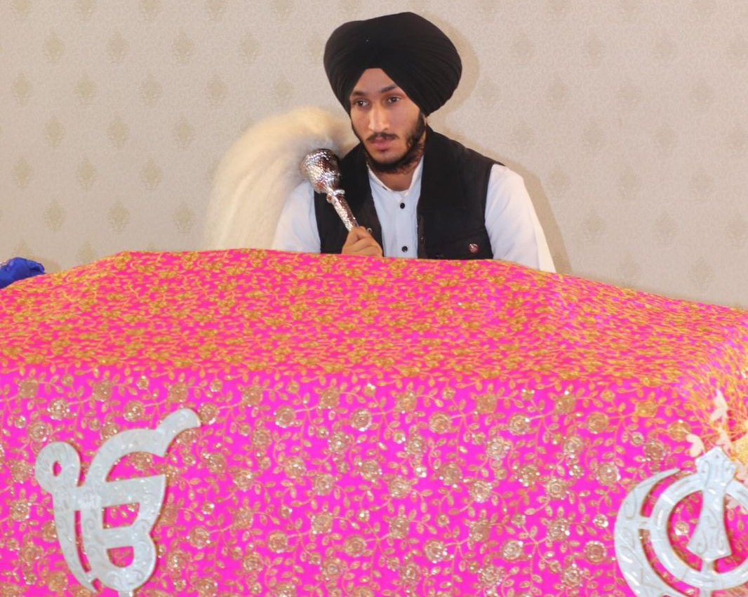 Pehlejanta's tweet photo. M.A.M P.G college in collaboration with Sikh Youth Welfare Association led by Arunpal Singh organised a Gurmat Mahan Samagam at Gurdwara Sri Guru Singh Sabha, Guru Nanak Nagar Jammu https://t.co/fKYpgtIJRU