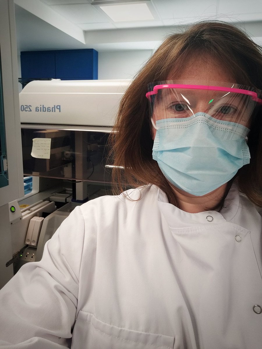 #IDWGS2024 Happy International Women and Girls in Science Day 2024, as a Chief I don't get to enjoy time on the bench much anymore but I am lucky to have so many women to work alongside in the dept ,@ACSLM1  @MedLabAssoc #medicalscientist