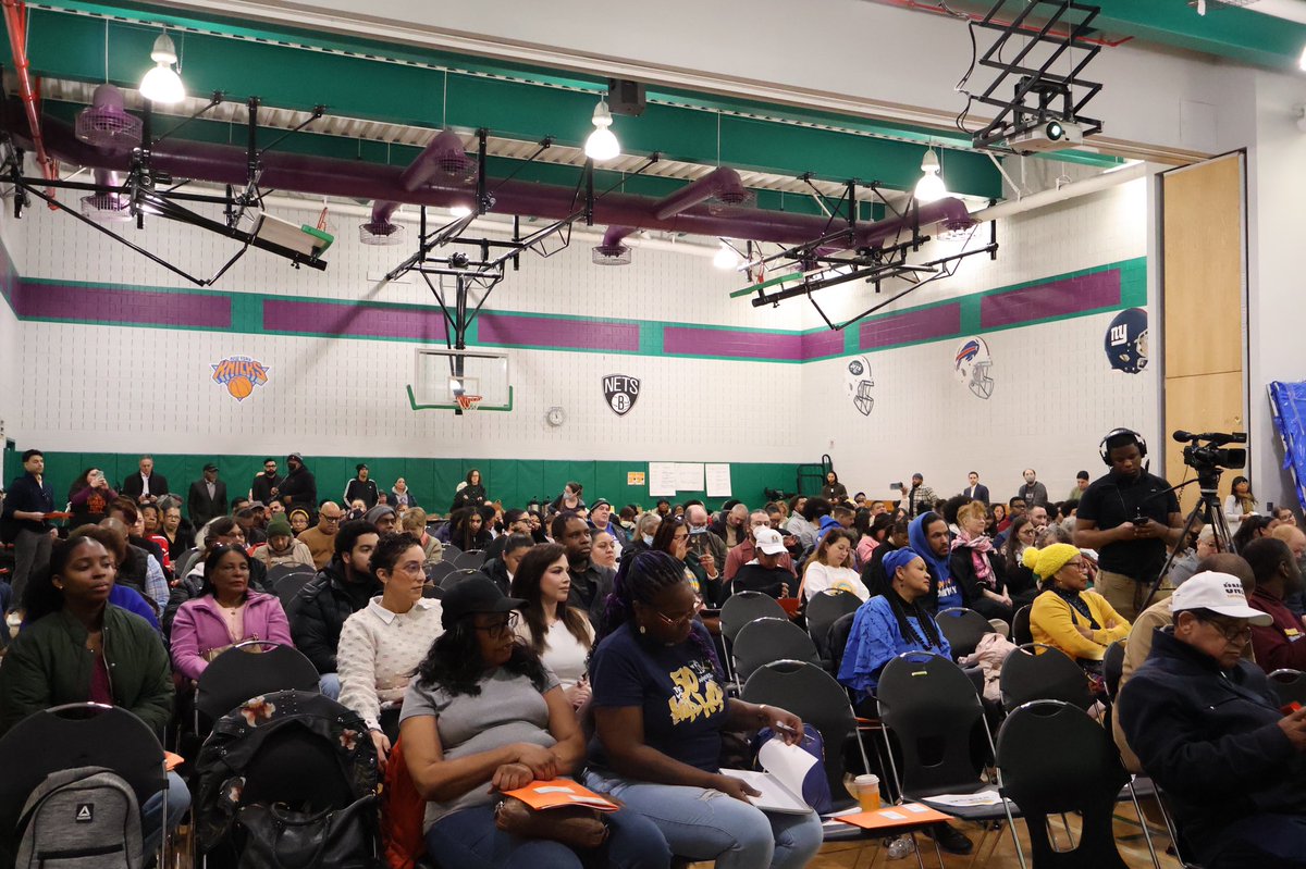 There’s no district like #District10!

Thank you to all of our 250+ volunteers, sponsors, panelists, staff, and community members who showed up and showed out (on a Saturday morning, no less) to make our neighborhoods the best places to live.