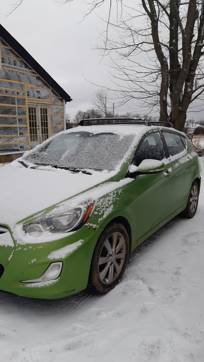 In today's <a href="/CBCNews/">CBC News</a>:
-Has 2019 Range Rover stolen 3x 😮
-Rental Jag gets stolen 🙄
-"Will get a more modest car" 💡
I have a 2012 Accent with 415,000 kms if you want it, with a built-in anti-theft device: stick shift! 🤣