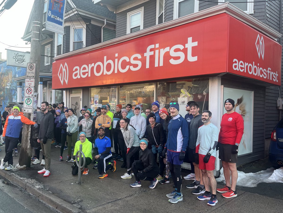 ModouHub's tweet image. The @AerobicsFirst #SundayRunday with a little plastics+ plog along the way. #WorldLitterRun @litterati @BNMarathon @wastebase @PepsiCo @PepsiCanada @CocaCola @BrooksRunningCA #GhostMax @wayeoflife @brooksrunning @DivertNS @TimothyHalman @TonyMancini_NS #EPR #ExPR @bltrunners