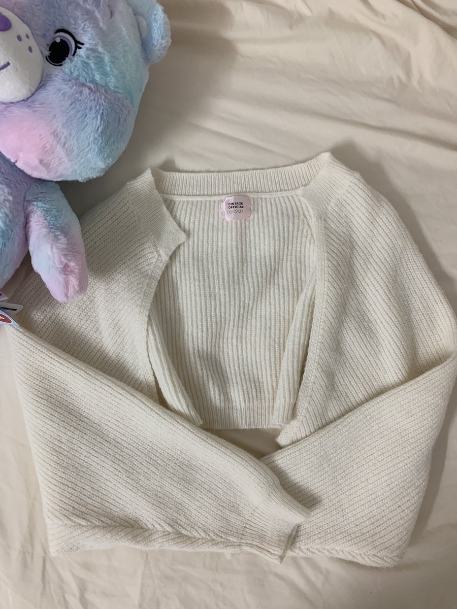 Ilovegot7S's tweet photo. ส่งต่อ เสื้อคลุมคาดิแกน cintageshop 
250 รวมส่ง (ซื้อมา 350+ค่าส่ง🥺)
#ส่งต่อเสื้อผ้ามือสอง #ส่งต่อstylistshop #ส่งต่อvghbkk #vghbkk #mon2sun #ส่งต่อcintageshop #stylist_shop #sleepymurphy #ส่งต่อmon2sun #ส่งต่อเสื้อผ้ามือ2 #cintageshop #ส่งต่อcintage #ส่งต่อรองเท้า #ส่งต่อคสอ https://t.co/NZxd3XiYdp
