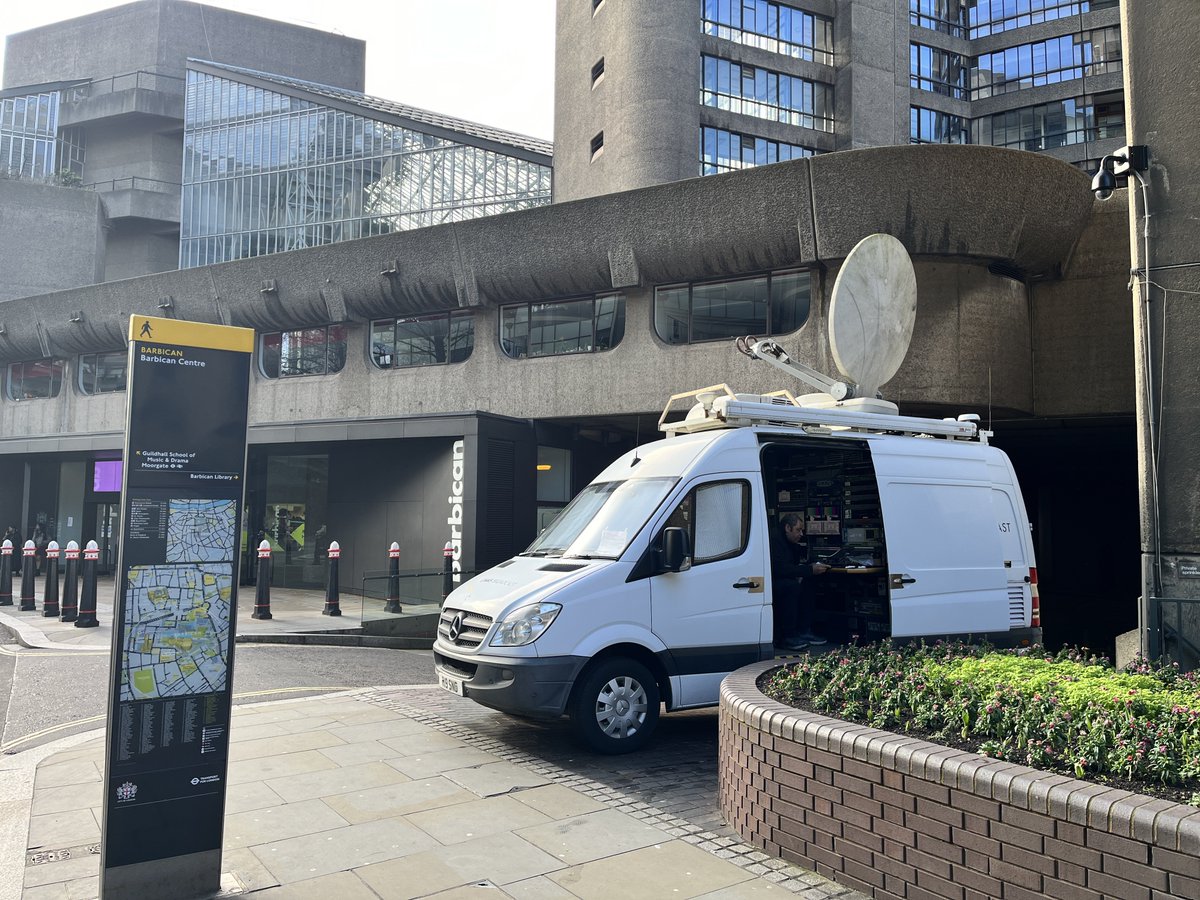 linksbroadcast's tweet image. Carls at The Barbican today, Uplinking “Occupied City”