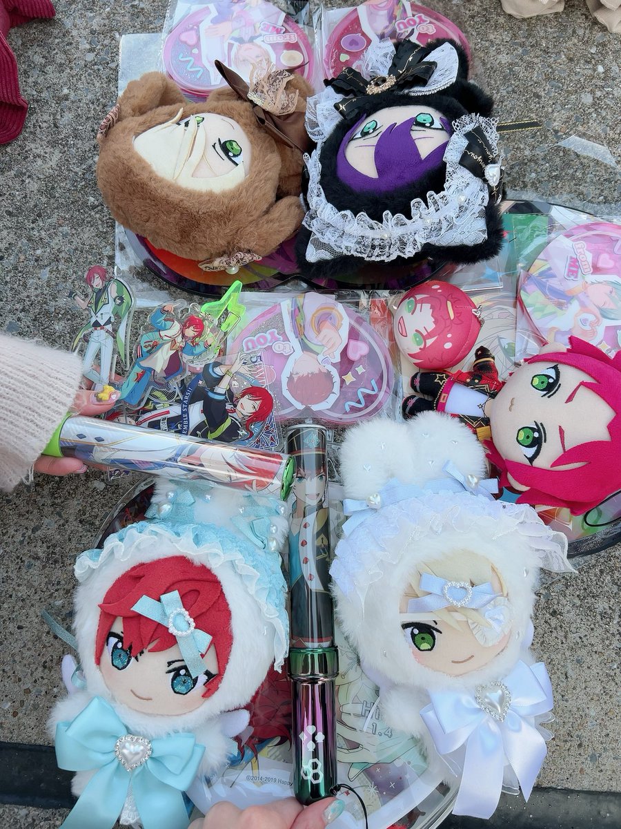 choco4260's tweet photo. スタフォ二最高すぎた〜〜〜
夜通し配信見れるの幸福度高すぎる✨
俺たちはALKALOIDになった…？
 #あんスタ #スタフォ二 https://t.co/m38FDcNtvA